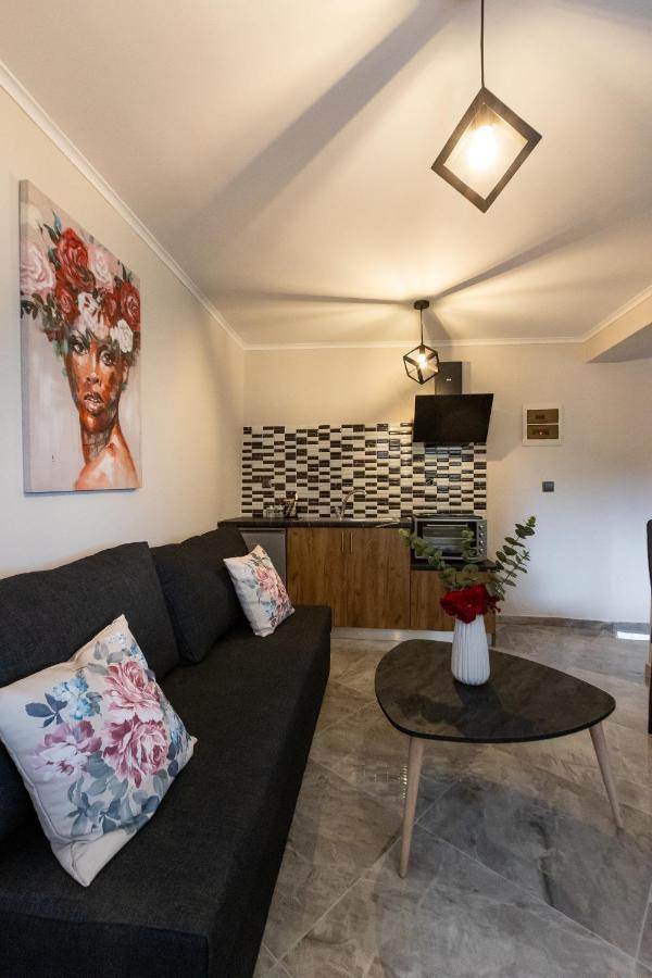 K&M Villas Nea Kallikrateia Экстерьер фото