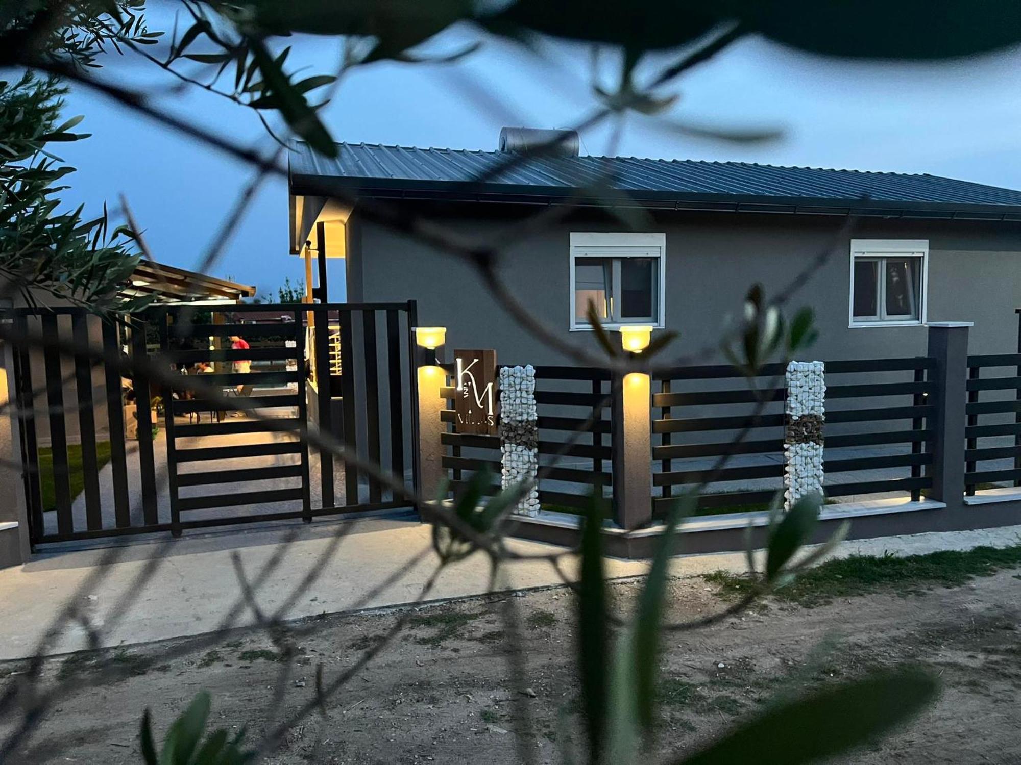 K&M Villas Nea Kallikrateia Экстерьер фото